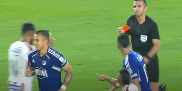 Video: el aplauso irónico que condenó a Leo Castro ante Junior