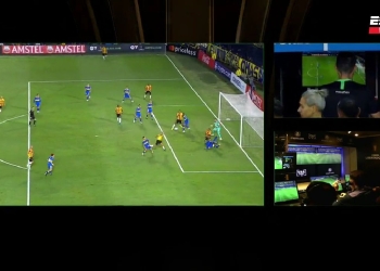 ¡Era el gol del Deportivo Pereira en la Bombonera! Y así lo anularon con el VAR...