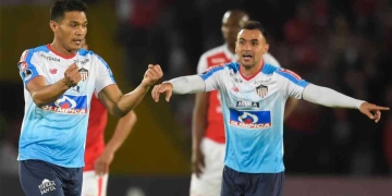 Teo Gutiérrez y Marlon Piedrahita, campeones con Junior y agredidos por hinchas de otros clubes