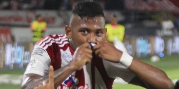 De vendedor ambulante a la profesional de Junior: Conociendo a Jhon Vélez