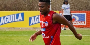 Junior: Amaury Torralvo y otros tres jugadores que no serán tenidos en cuenta