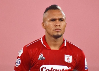 Ahora faltan los títulos: Andrés Sarmiento se acerca al primer semestre de Duván Vergara