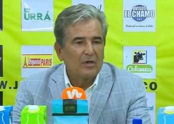 Pinto, el porqué “están maltratando al Deportivo Cali” y su crítica al Gato Pérez