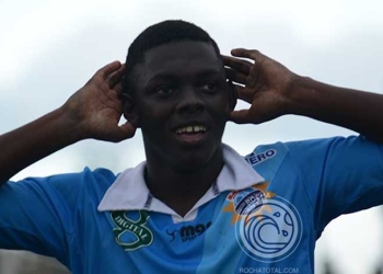 Dato curioso de Edwuin Cetré: ¿Por qué tuvo su debut profesional en Uruguay?