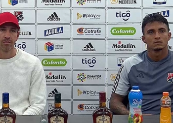 Pasó en la rueda de prensa del DIM: “Un reconocimiento muy grande a David González”