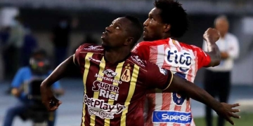 Juan Fernando Caicedo y Junior. ¿Hay algo?