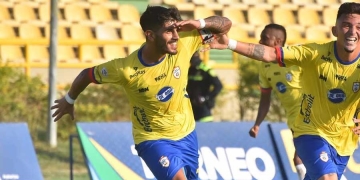 ¿Quién es y cuántos goles lleva el delantero argentino que interesa en Junior?
