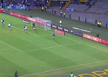 ¡Otra vez en un tiro de esquina, Millos!