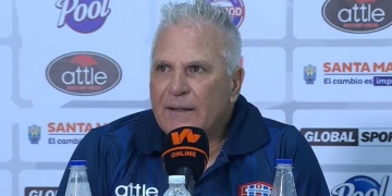 ¡El DT del Unión cuando le hablaron de renunciar! “De acá me sacan con…”
