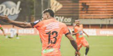 Varios equipos lo quieren, pero el DIM va a la delantera en la negociación