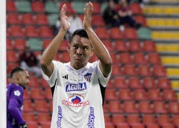 La lucha interna que hay en Junior por el tema Bacca: Bolillo no lo quiere, ¿Y los Char?