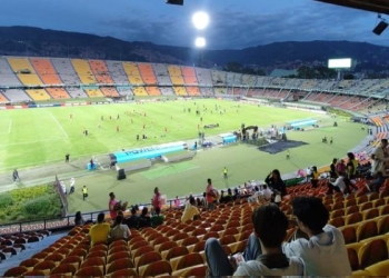 Atlético Nacional: ¡Rechiflas contra Paulo Autuori en la previa del partido ante Patronato!