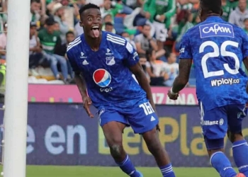 Alberto Gamero y su chapa con Millos visitando a Atlético Nacional