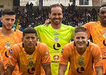 ¿Cómo le está yendo a Humberto Acevedo en el fútbol ecuatoriano?