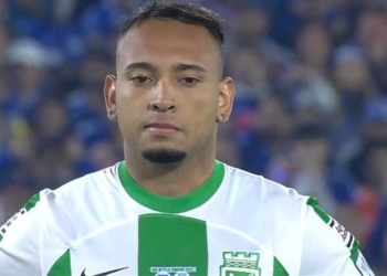 ¿Qué pasó con Jarlan Barrera en el vestuario tras el penalti errado?