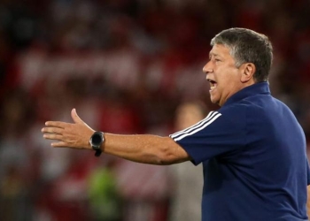 El Junior del Bolillo, el equipo defensivo y ordenado que no defiende con orden