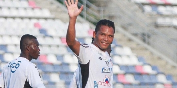 Carlos Bacca: "Nunca tuve un problema" y "El profe Bolillo se está jugando el puesto"