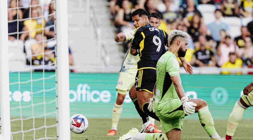 ¡De taco! Cucho Hernández y otro golazo en la MLS: ¿Cuántos lleva en 2023?