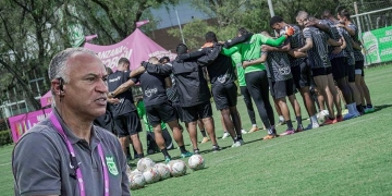 Técnico de Atlético Nacional y el jugador al que «le ha costado adaptarse»