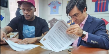 Marlon Torres ya firmó con Deportes Tolima