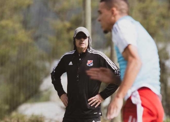 El 11 que alista Alfredo Arias para el debut