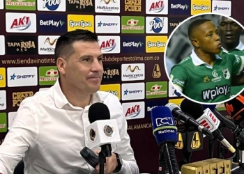 Juan Cruz Real habló sobre la contratación de Jhon Vásquez