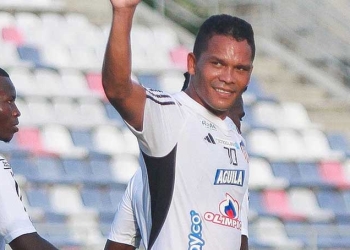 Carlos Bacca da su versión sobre la “lesión irreversible”