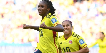 Linda Caicedo se une a la fiesta con ayuda de la portera coreana