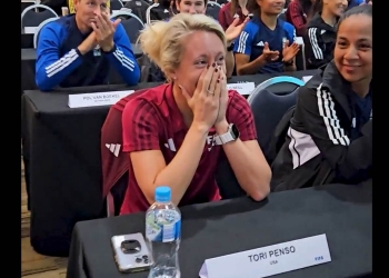 Llanto y felicidad. Tori Penso, árbitra para la final del Mundial Femenino