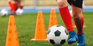 El entrenador de fútbol aficionado: Su ardua labor por crear el juego