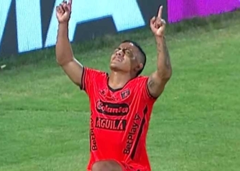 El gol de Cristian Barrios (entre las piernas de Mier) y la charla de Lucas con Cardona