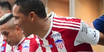 Video: La arenga de Bacca antes de la remontada y otros detalles del vestuario