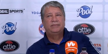 ‘Bolillo’ Gómez explotó cuando le preguntaron sobre su continuidad