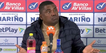 "No sé si yo estaba viendo otro partido": El ida y vuelta de Bodhert en rueda de prensa