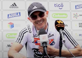 Alfredo Arias y el DIM: “Cuando un equipo le dicen ‘El Poderoso’, tiene la obligación de…”