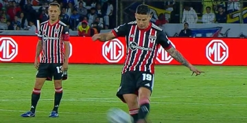 ¡El debut de James en la Conmebol Sudamericana!
