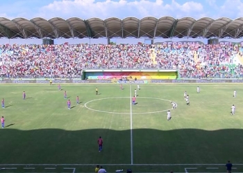 El bonito marco del clásico costeño jugando en Valledupar