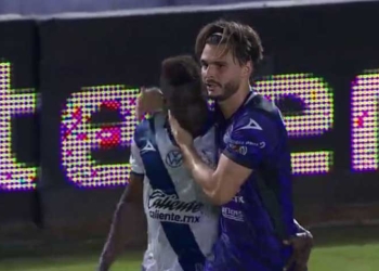 El abrazo de dos canteranos de Deportivo Cali en la Liga MX