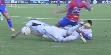 La grosera mano de Emanuel Olivera que no fue penal