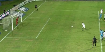 Video: el penalti errado por Leo Castro ante Jaguares