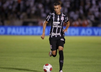 Víctor Cantillo, borrado en Corinthians y lejos de Junior: ¿Otra del Bolillo Gómez?