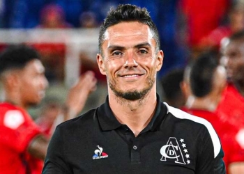 Lucas González, «los pies en la tierra» y «la Libertadores antes de 2027»