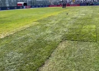 Video: El feo estado de la cancha donde se jugará el Chile vs. Colombia