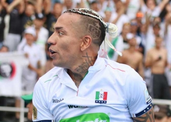 Dayro Moreno, la avivada sobre Aldair Quintana y otros goles récord con Once Caldas