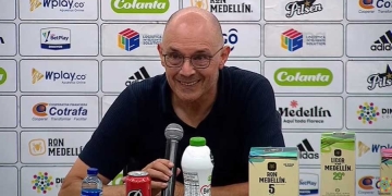 Alfredo Arias: “Orgullosísimo de los jugadores” y “si podemos culparnos de algo es…”