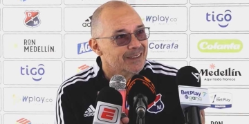 Alfredo Arias: “Me preocupa que falta mucho” y “no soy campeonador”