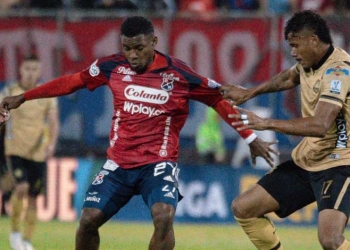 Brayan León, la charla tras el penalti fallado y “con el primer gol que convierta…”