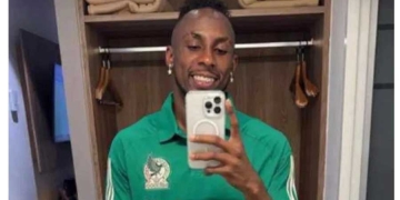 Julián Quiñones, el delantero colombiano que ya luce la camiseta de México