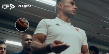 La arenga de Lucas González: con el casco de un gladiador