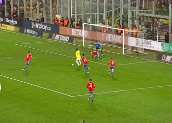 De la duda de Sinisterra al offside de Maripán. ¡Las jugadas virales en Chile!